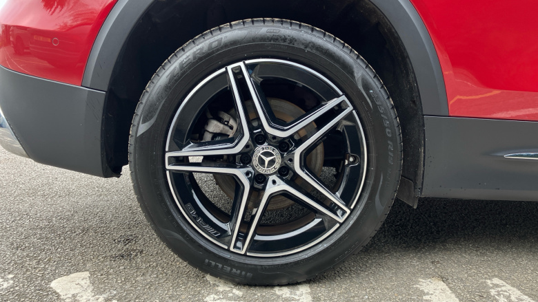 Mercedes-Benz GLB 200 AMG Line Premium 5dr 7G-Tronic Petrol Estate